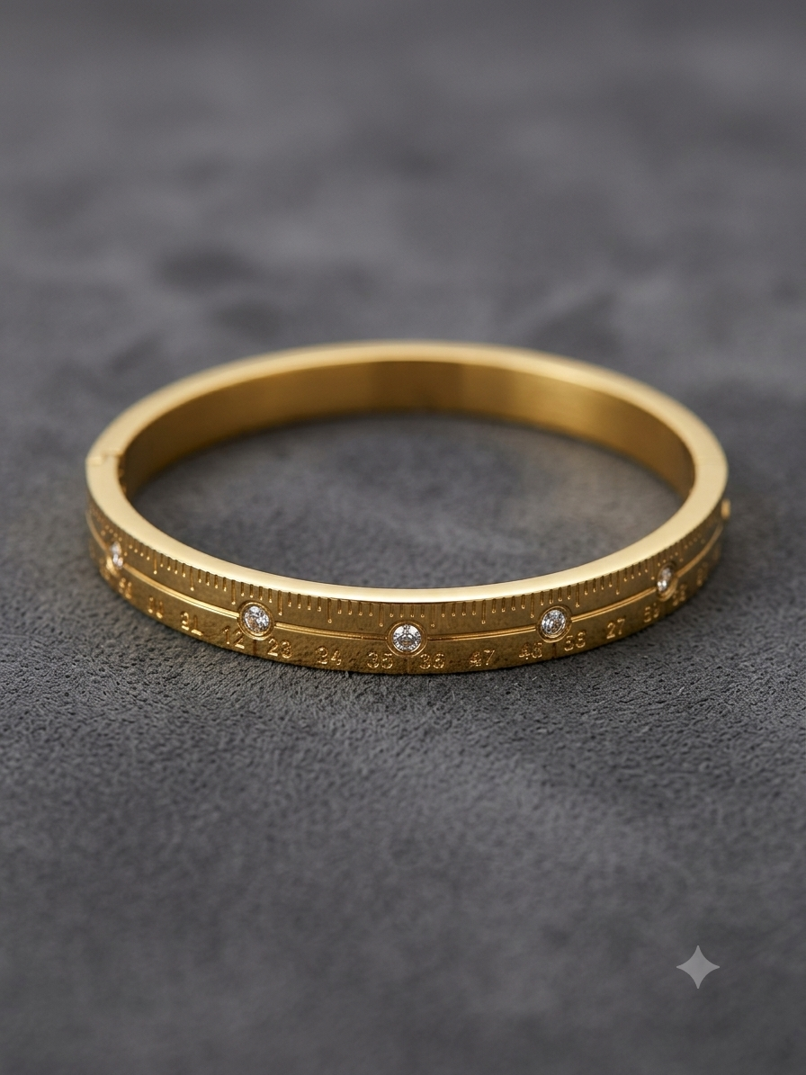 Engraved Ruler Chaton Stone Bangle